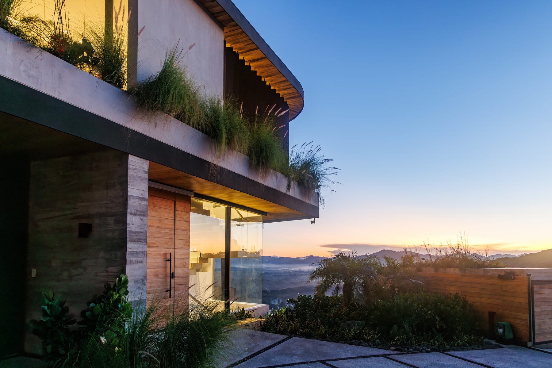 Arco del Sol — residential architecture, Senderos, Tamarindo, Costa Rica